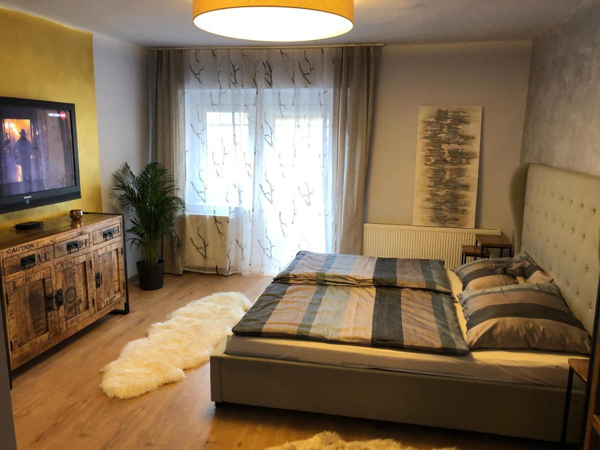 Wohlfuehlappartment In Der Altstadt Von Steyr Bagian luar foto